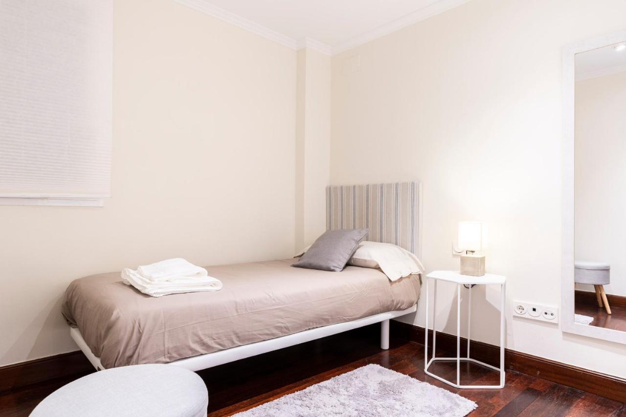 Beach And Chill Apartment By Cisan Rentals San Sebastián Exteriör bild